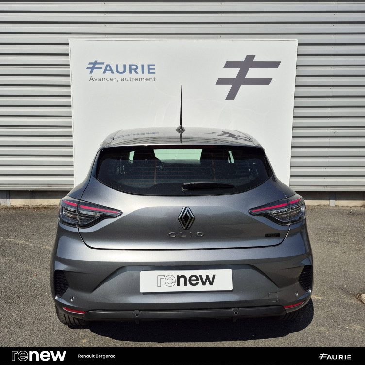 Acheter Renault Clio 5 Clio E-Tech full hybrid 145 Evolution 5p occasion dans les concessions du Groupe Faurie