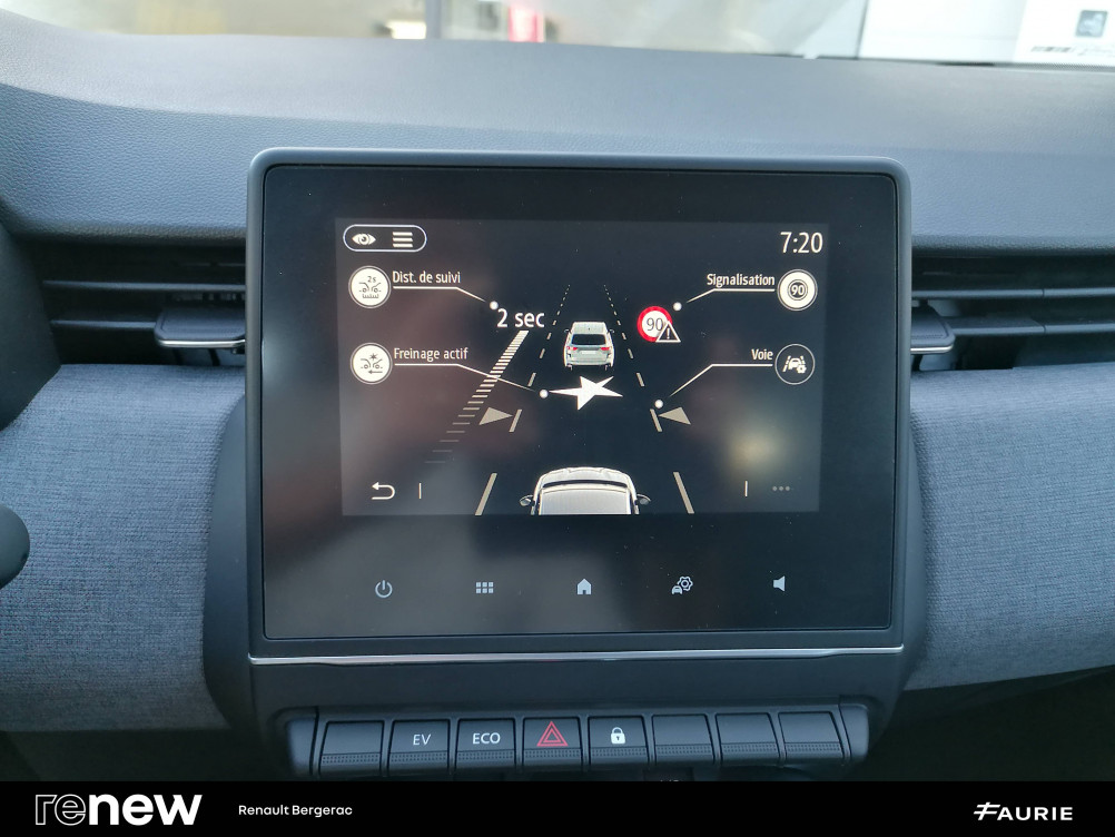 Acheter Renault Clio 5 Clio E-Tech full hybrid 145 Evolution 5p occasion dans les concessions du Groupe Faurie