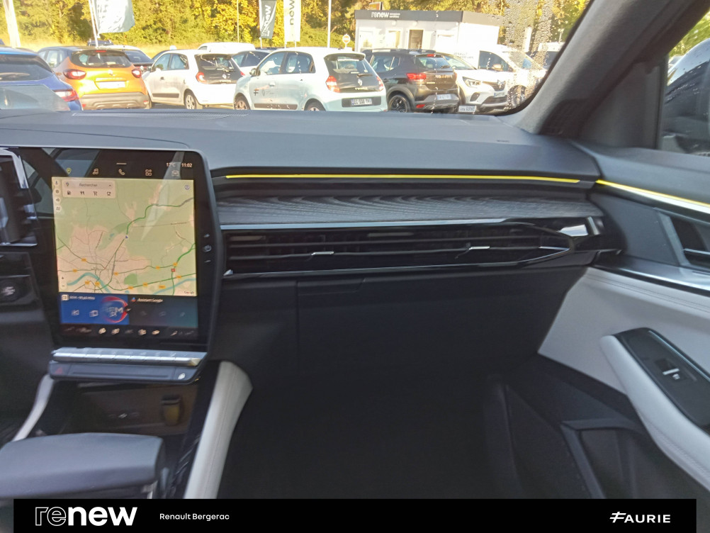 Acheter Renault Espace 6 Espace E-Tech hybrid 200 Iconic 5p occasion dans les concessions du Groupe Faurie