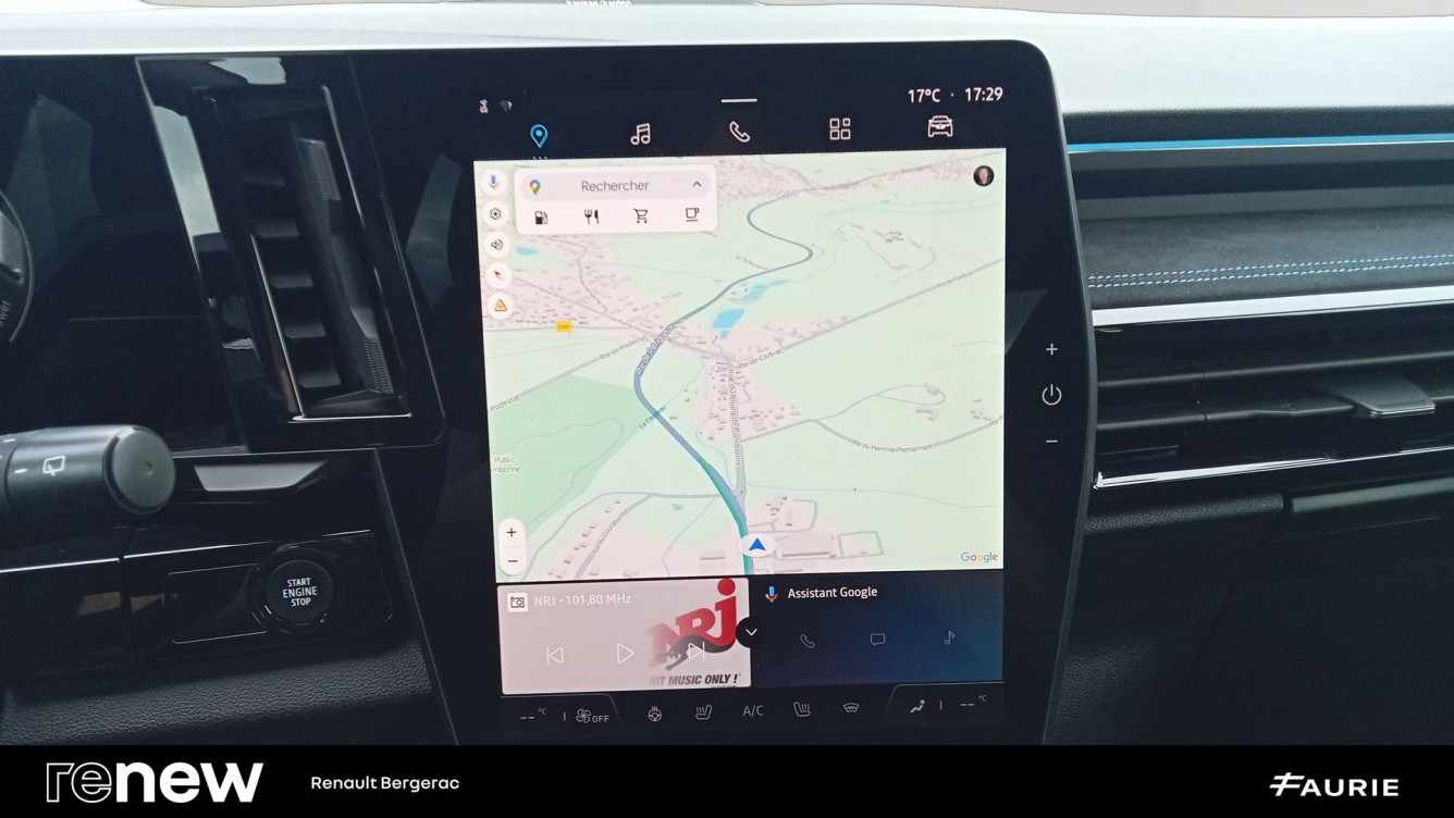 Acheter Renault Austral Austral E-Tech hybrid 200 Iconic esprit Alpine 5p occasion dans les concessions du Groupe Faurie
