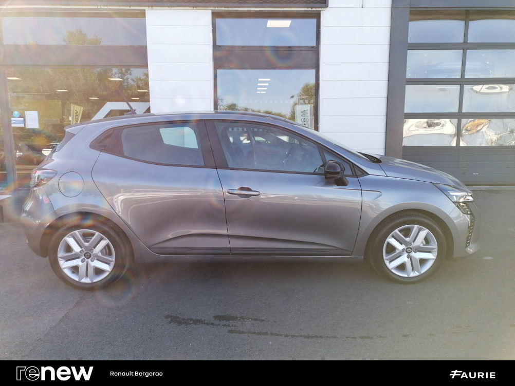 Acheter Renault Clio 5 Clio E-Tech full hybrid 145 Evolution 5p occasion dans les concessions du Groupe Faurie
