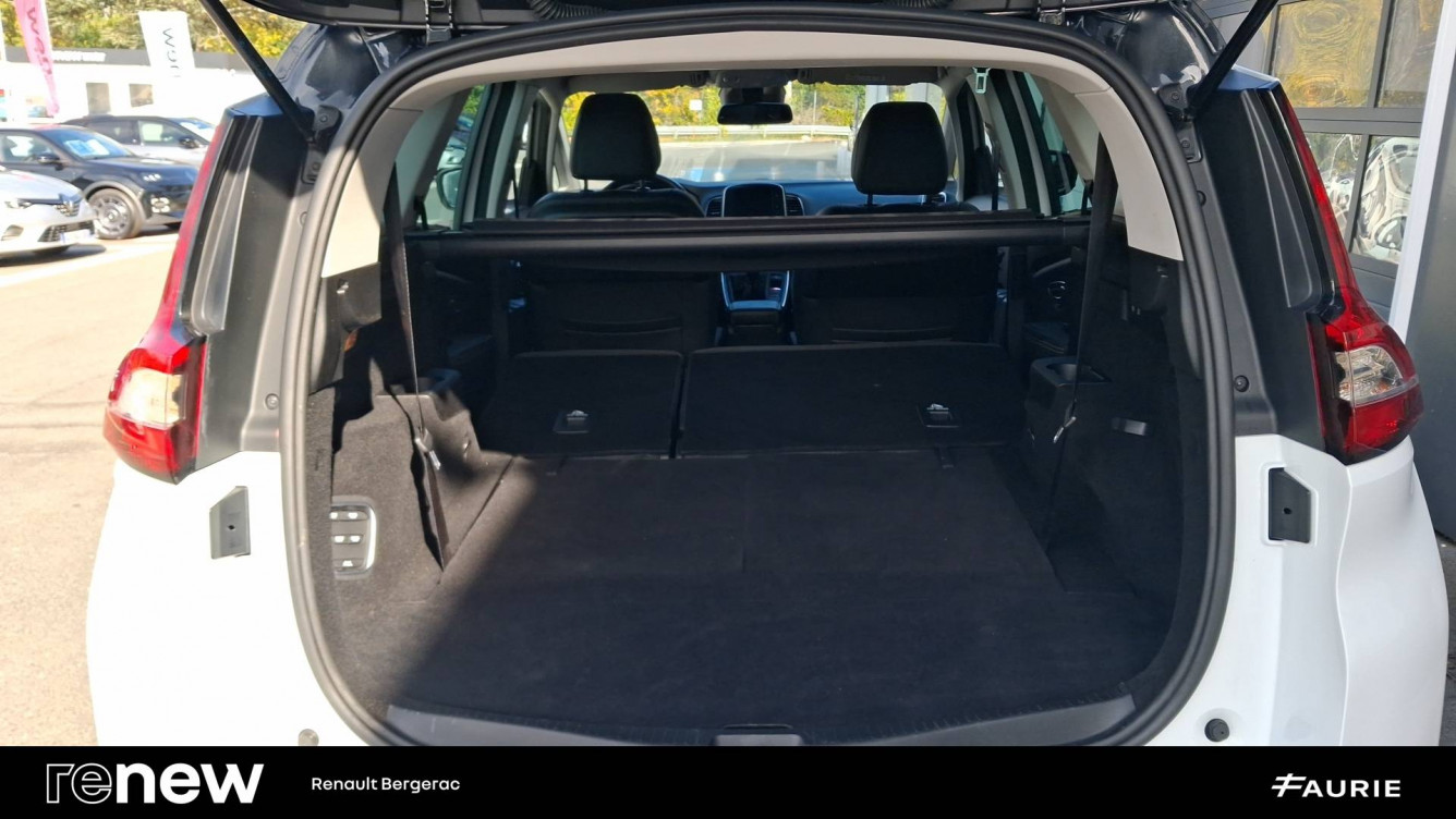 Acheter Renault Grand Scenic 4 Grand Scenic dCi 130 Energy Intens 5p occasion dans les concessions du Groupe Faurie