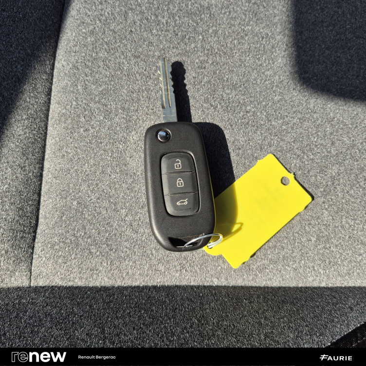 Acheter Renault Clio 5 Clio E-Tech full hybrid 145 Evolution 5p occasion dans les concessions du Groupe Faurie