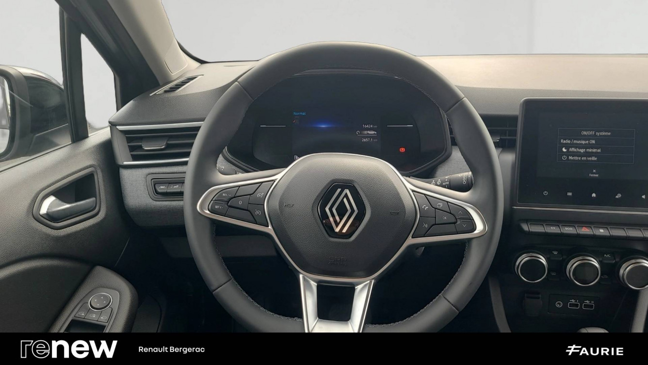 Acheter Renault Clio 5 Clio E-Tech full hybrid 145 Evolution 5p occasion dans les concessions du Groupe Faurie