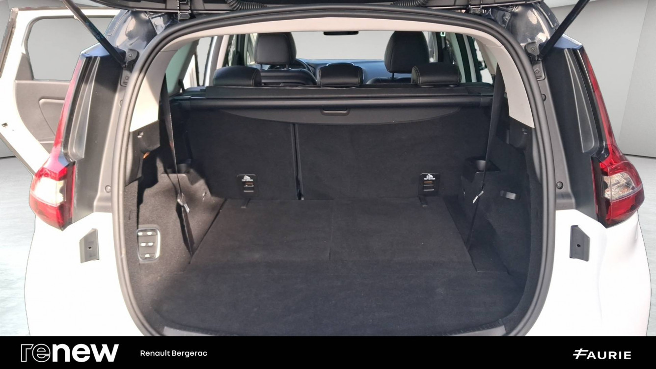 Acheter Renault Grand Scenic 4 Grand Scenic dCi 130 Energy Intens 5p occasion dans les concessions du Groupe Faurie