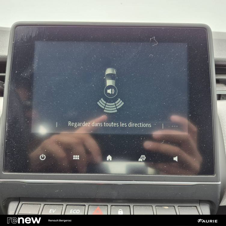 Acheter Renault Clio 5 Clio E-Tech 140 - 21N Limited 5p occasion dans les concessions du Groupe Faurie