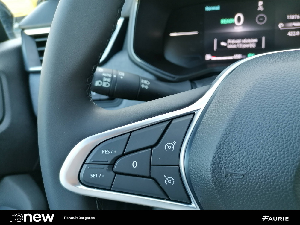 Acheter Renault Clio 5 Clio E-Tech full hybrid 145 Evolution 5p occasion dans les concessions du Groupe Faurie