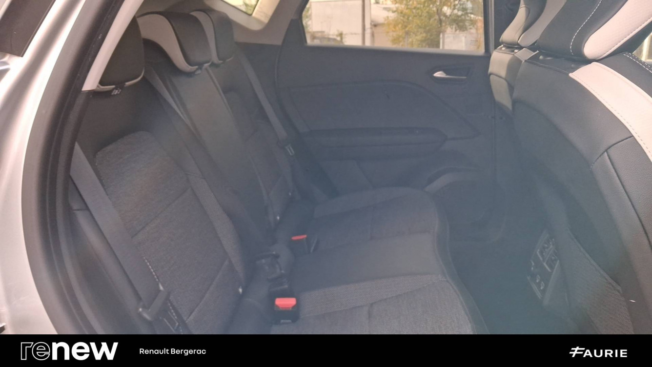 Acheter Renault Captur 2 Captur E-Tech 145 - 21 Intens 5p occasion dans les concessions du Groupe Faurie