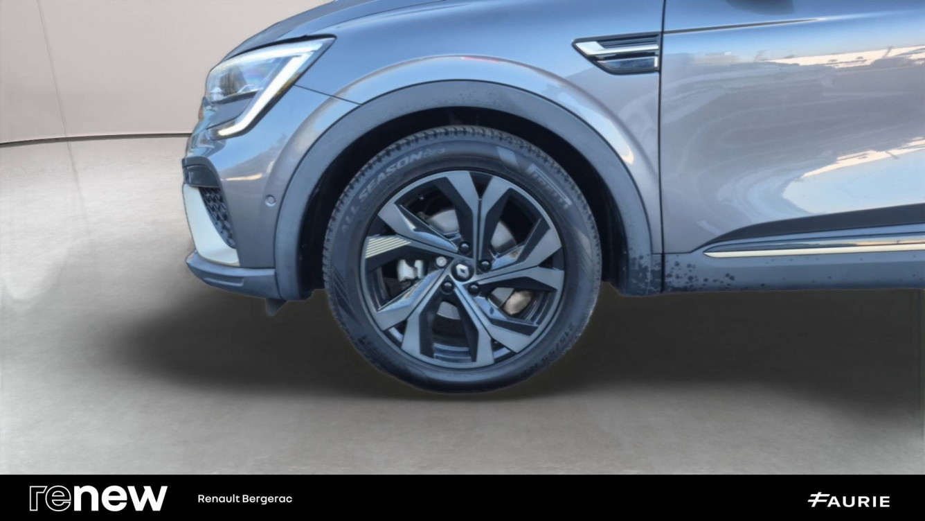 Acheter Renault Arkana Arkana E-Tech hybride 145 - 22 Engineered 5p occasion dans les concessions du Groupe Faurie