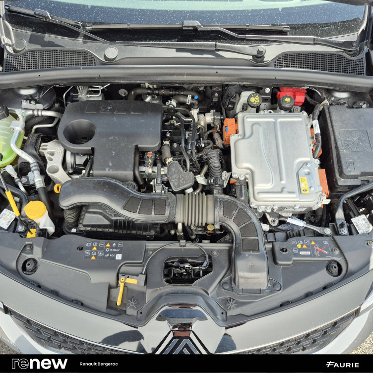 Acheter Renault Clio 5 Clio E-Tech full hybrid 145 Evolution 5p occasion dans les concessions du Groupe Faurie