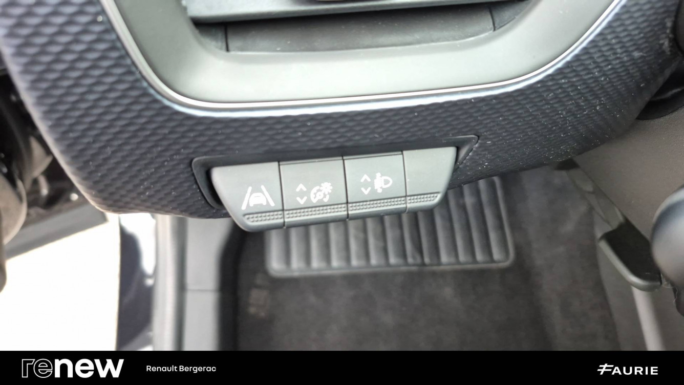 Acheter Renault Arkana Arkana TCe 140 EDC - 23 Evolution 5p occasion dans les concessions du Groupe Faurie