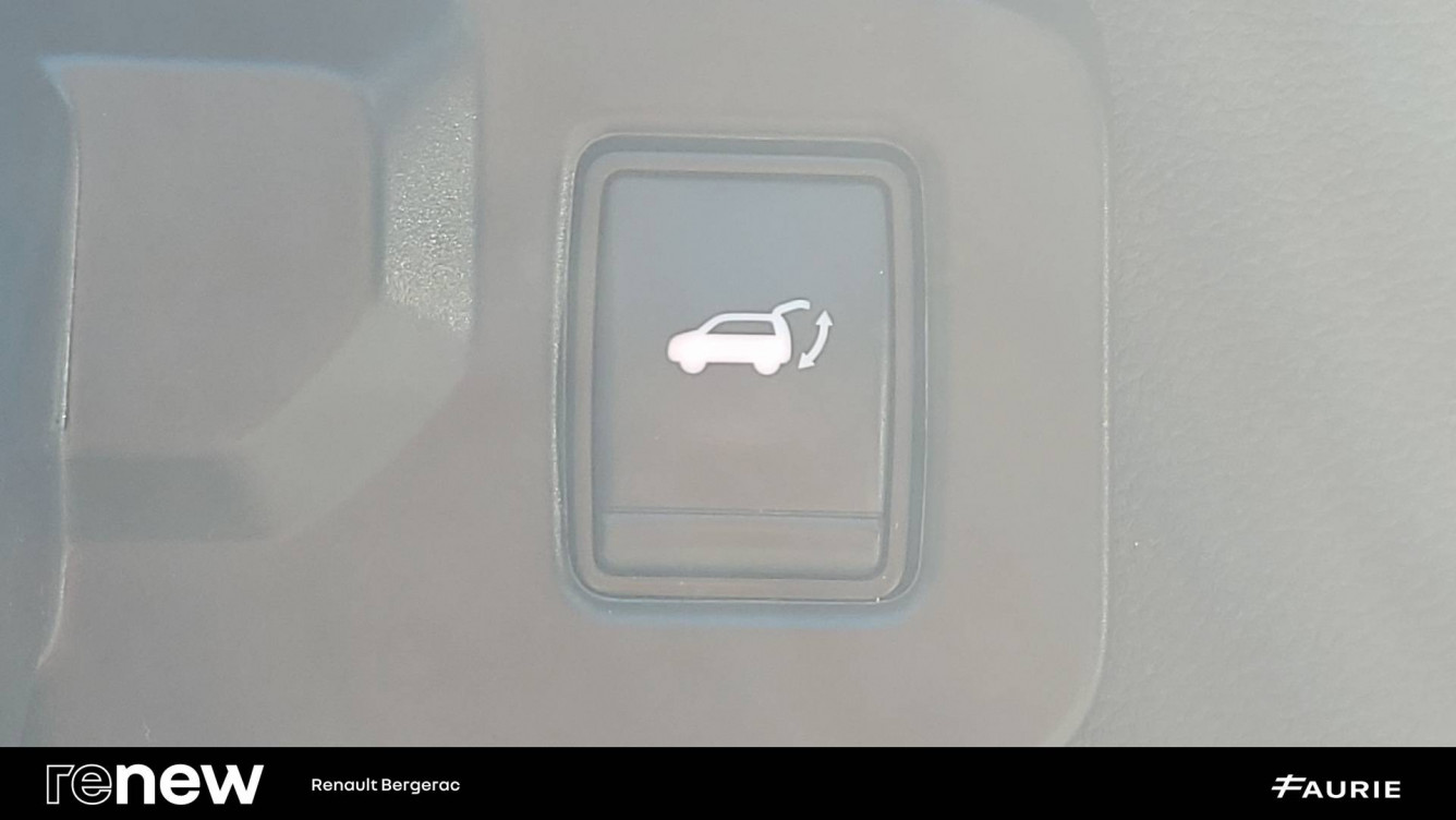 Acheter Renault Austral Austral E-Tech hybrid 200 Iconic esprit Alpine 5p occasion dans les concessions du Groupe Faurie