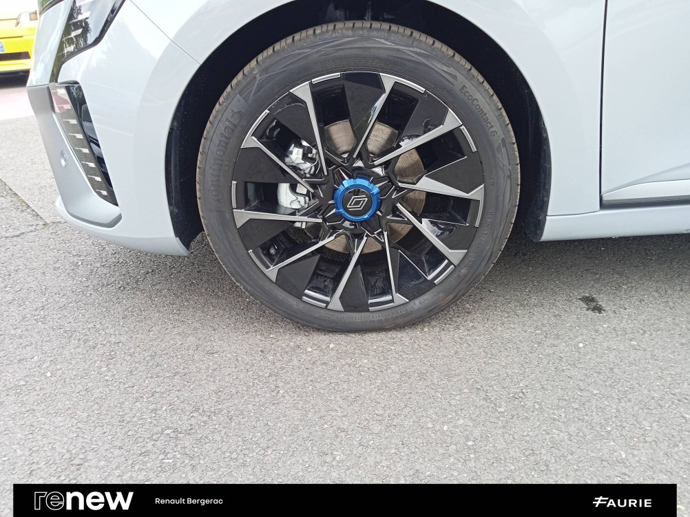 Acheter Renault Clio 5 Clio E-Tech full hybrid 145 ch GSR2 Esprit Alpine 5p occasion dans les concessions du Groupe Faurie