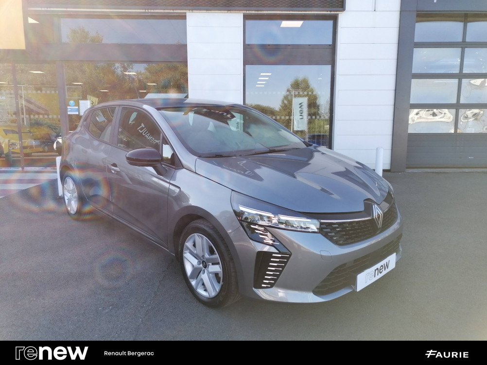 Acheter Renault Clio 5 Clio E-Tech full hybrid 145 Evolution 5p occasion dans les concessions du Groupe Faurie