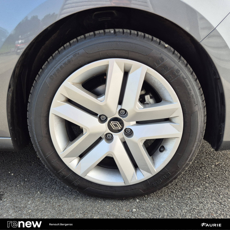 Acheter Renault Clio 5 Clio E-Tech full hybrid 145 Evolution 5p occasion dans les concessions du Groupe Faurie