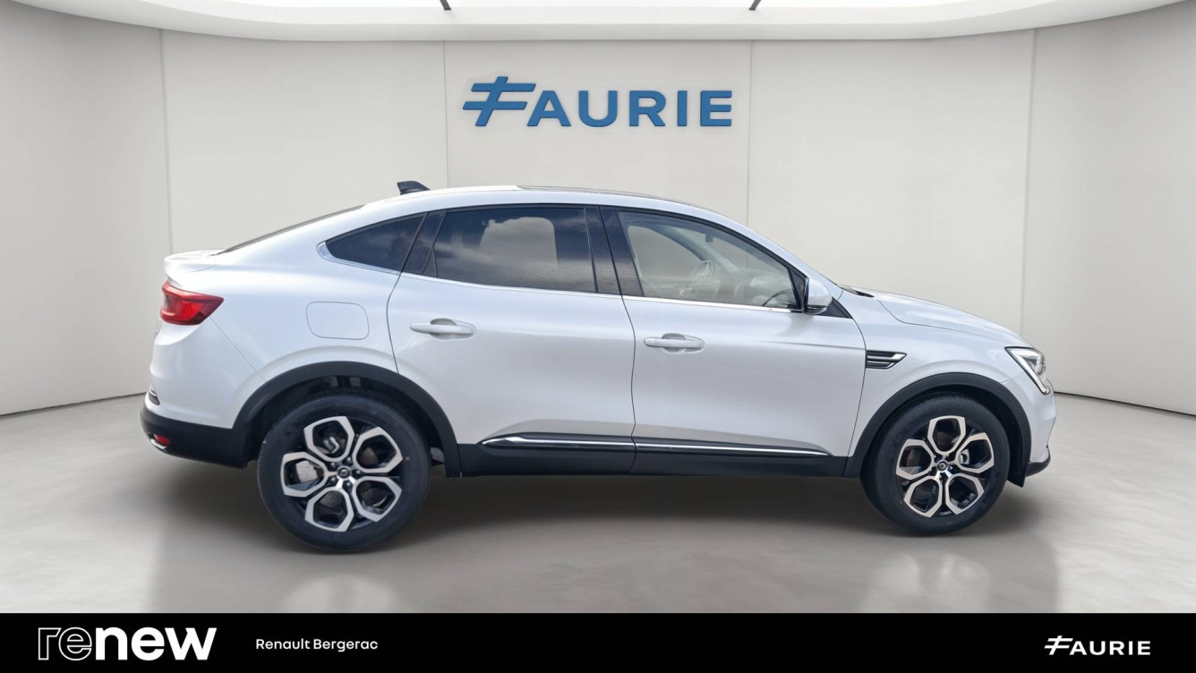 Acheter Renault Arkana Arkana E-Tech hybride 145 - 22 Techno 5p occasion dans les concessions du Groupe Faurie