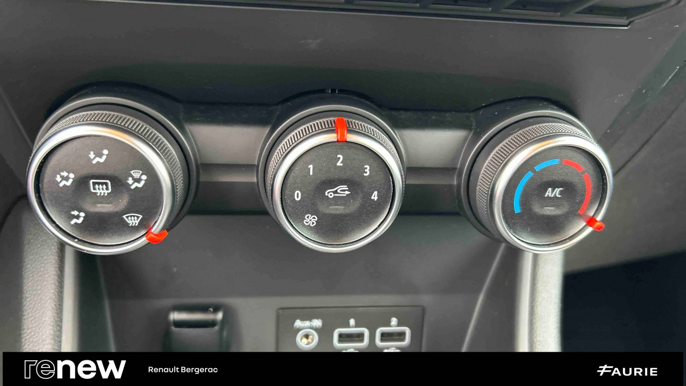 Acheter Renault Captur 2 Captur Blue dCi 95 Business 5p occasion dans les concessions du Groupe Faurie