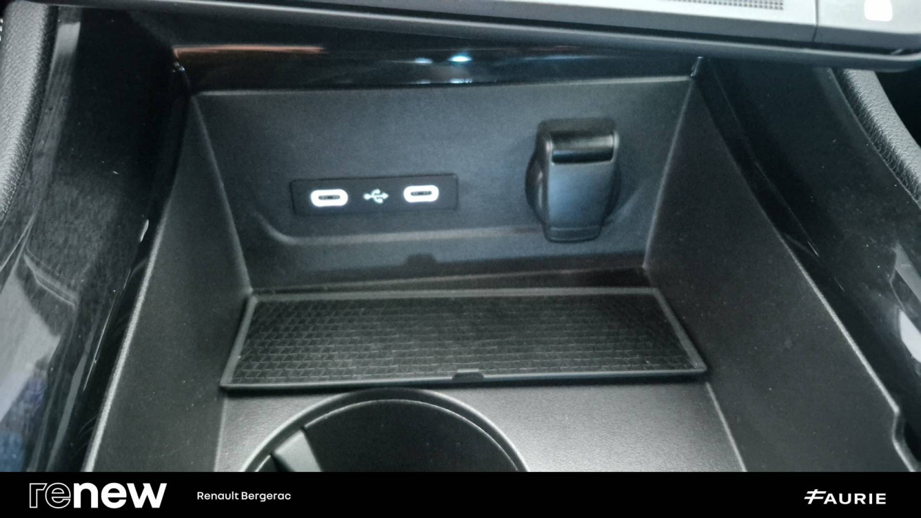 Acheter Renault Austral Austral E-Tech hybrid 200 Techno 5p occasion dans les concessions du Groupe Faurie