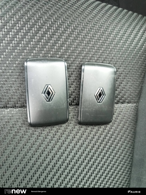 Acheter Renault Austral Austral E-Tech hybrid 200 Iconic esprit Alpine 5p occasion dans les concessions du Groupe Faurie