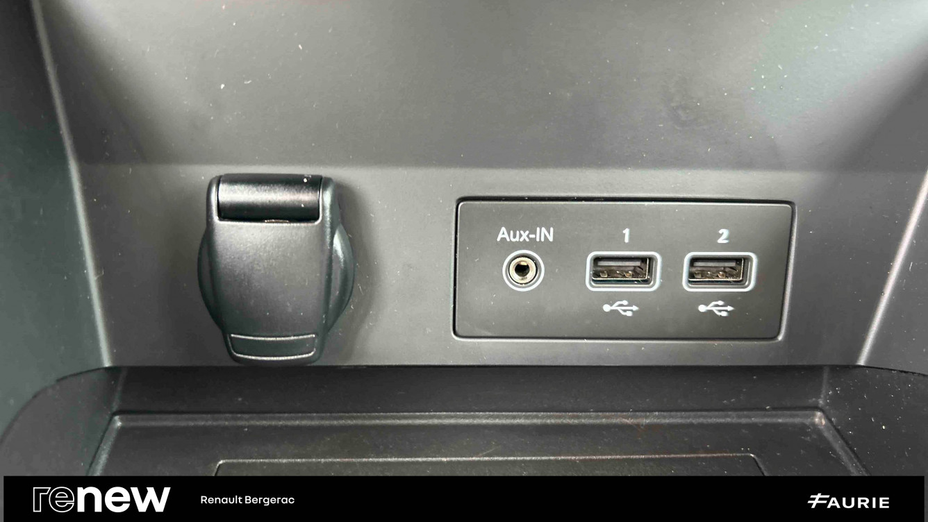 Acheter Renault Captur 2 Captur Blue dCi 95 Business 5p occasion dans les concessions du Groupe Faurie