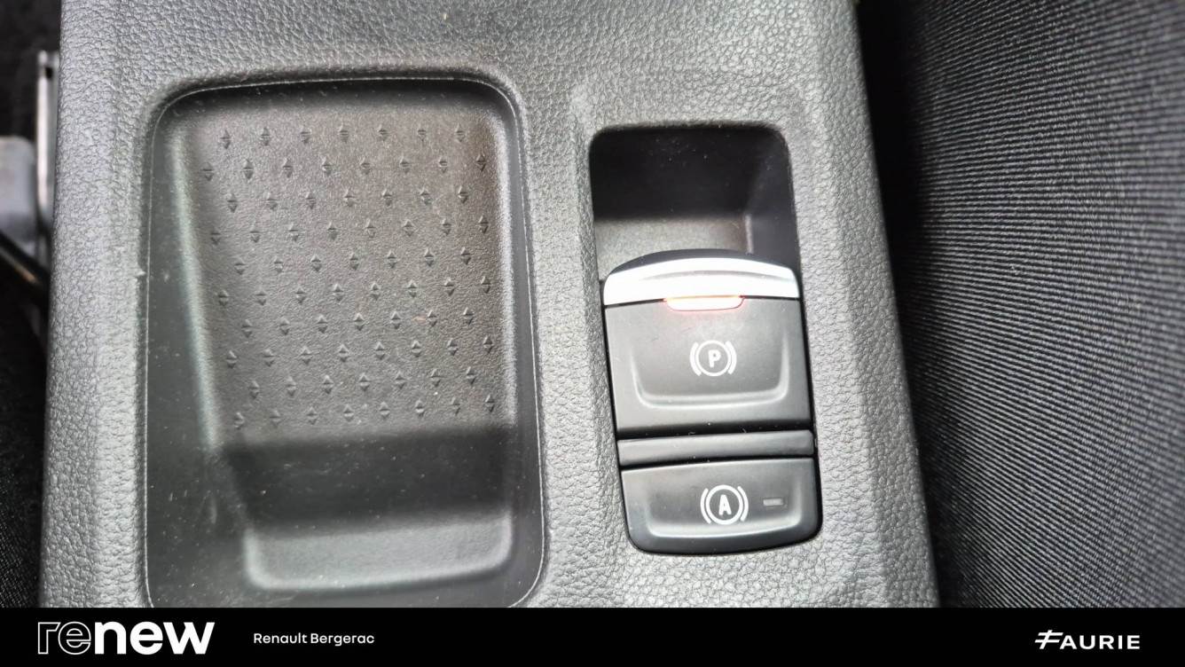 Acheter Renault Captur 2 Captur E-Tech 145 SL Rive Gauche 5p occasion dans les concessions du Groupe Faurie