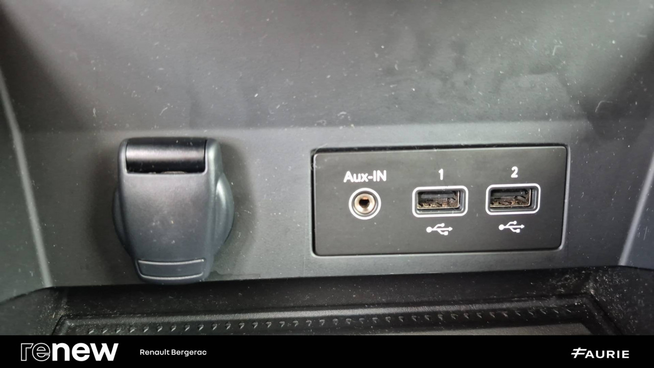 Acheter Renault Captur 2 Captur E-Tech 145 SL Rive Gauche 5p occasion dans les concessions du Groupe Faurie