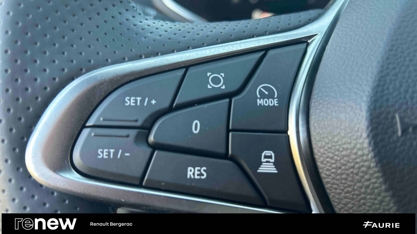 Acheter Renault Captur 2 Captur E-Tech full hybrid 145 ch esprit Alpine 5p occasion dans les concessions du Groupe Faurie