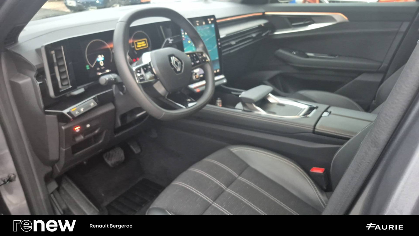 Acheter Renault Austral Austral E-Tech hybrid 200 Techno 5p occasion dans les concessions du Groupe Faurie