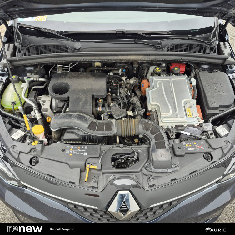 Acheter Renault Clio 5 Clio E-Tech 140 - 21N Business 5p occasion dans les concessions du Groupe Faurie
