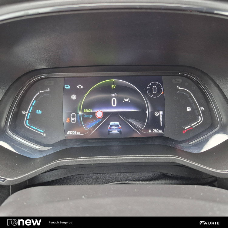 Acheter Renault Clio 5 Clio E-Tech 140 - 21N Business 5p occasion dans les concessions du Groupe Faurie