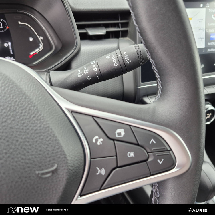 Acheter Renault Clio 5 Clio E-Tech 140 - 21N Business 5p occasion dans les concessions du Groupe Faurie