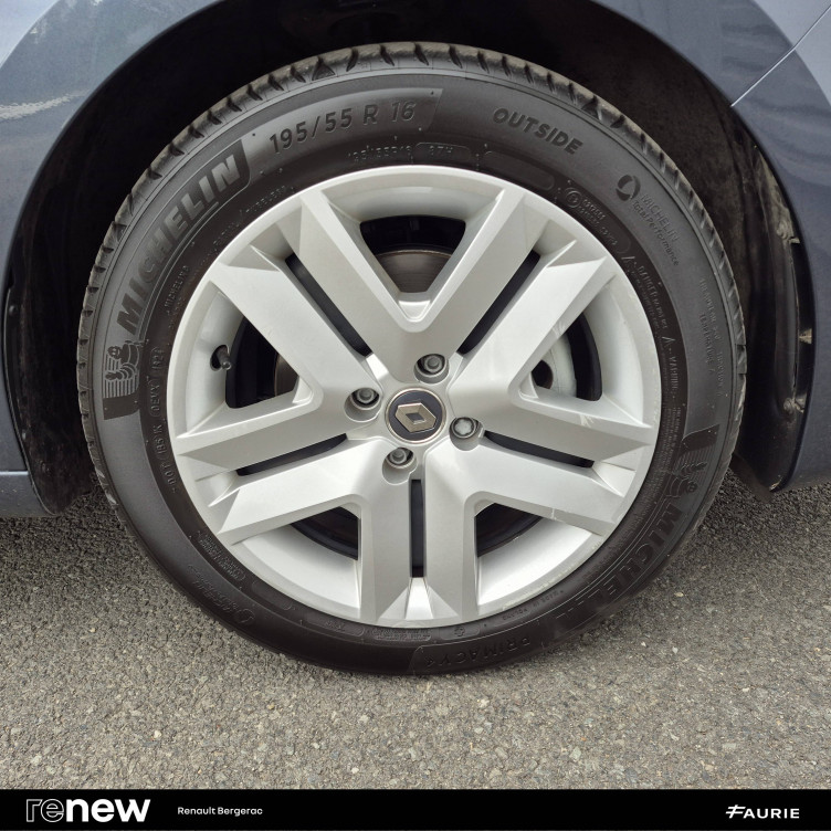 Acheter Renault Clio 5 Clio E-Tech 140 - 21N Business 5p occasion dans les concessions du Groupe Faurie