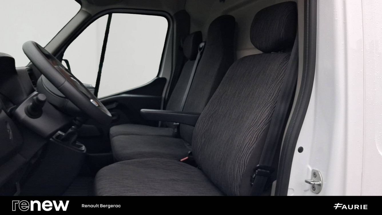 Acheter Renault Master 3 MASTER FGN TRAC F3300 L2H2 BLUE DCI 135 GRAND CONFORT 4p occasion dans les concessions du Groupe Faurie