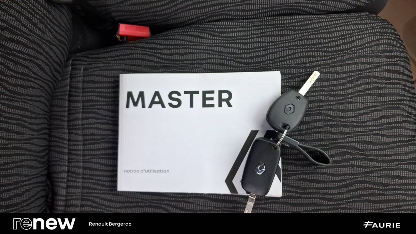 Acheter Renault Master 3 MASTER FGN TRAC F3300 L2H2 BLUE DCI 135 GRAND CONFORT 4p occasion dans les concessions du Groupe Faurie