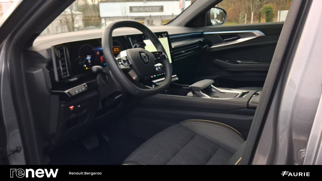 Acheter Renault Austral Austral E-Tech hybrid 200 Iconic 5p occasion dans les concessions du Groupe Faurie