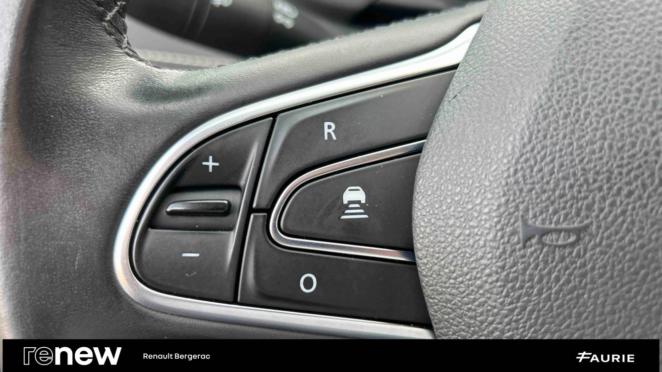 Acheter Renault Scenic 4 Scenic TCe 140 FAP EDC Intens 5p occasion dans les concessions du Groupe Faurie