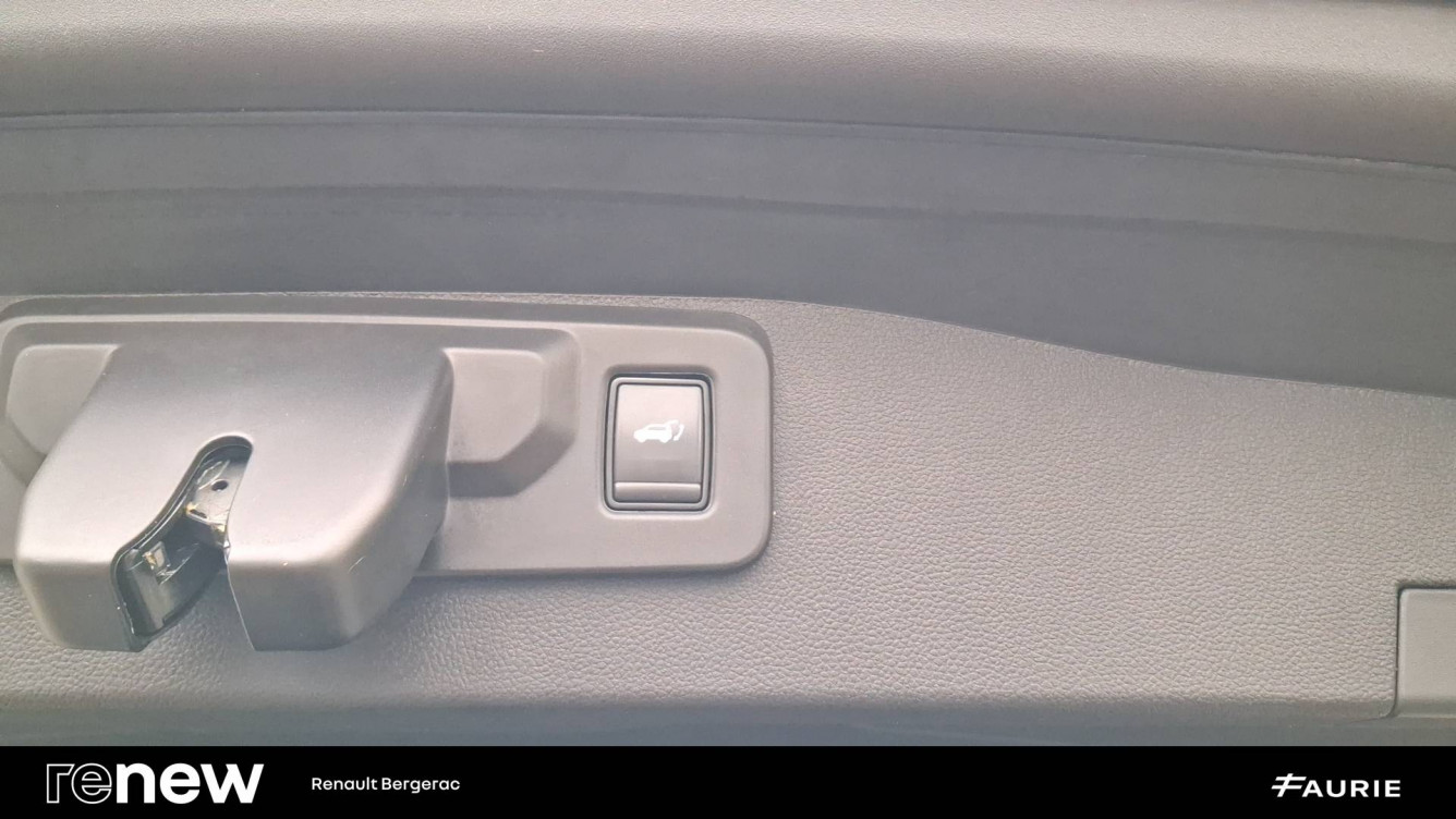 Acheter Renault Austral Austral E-Tech hybrid 200 Iconic 5p occasion dans les concessions du Groupe Faurie