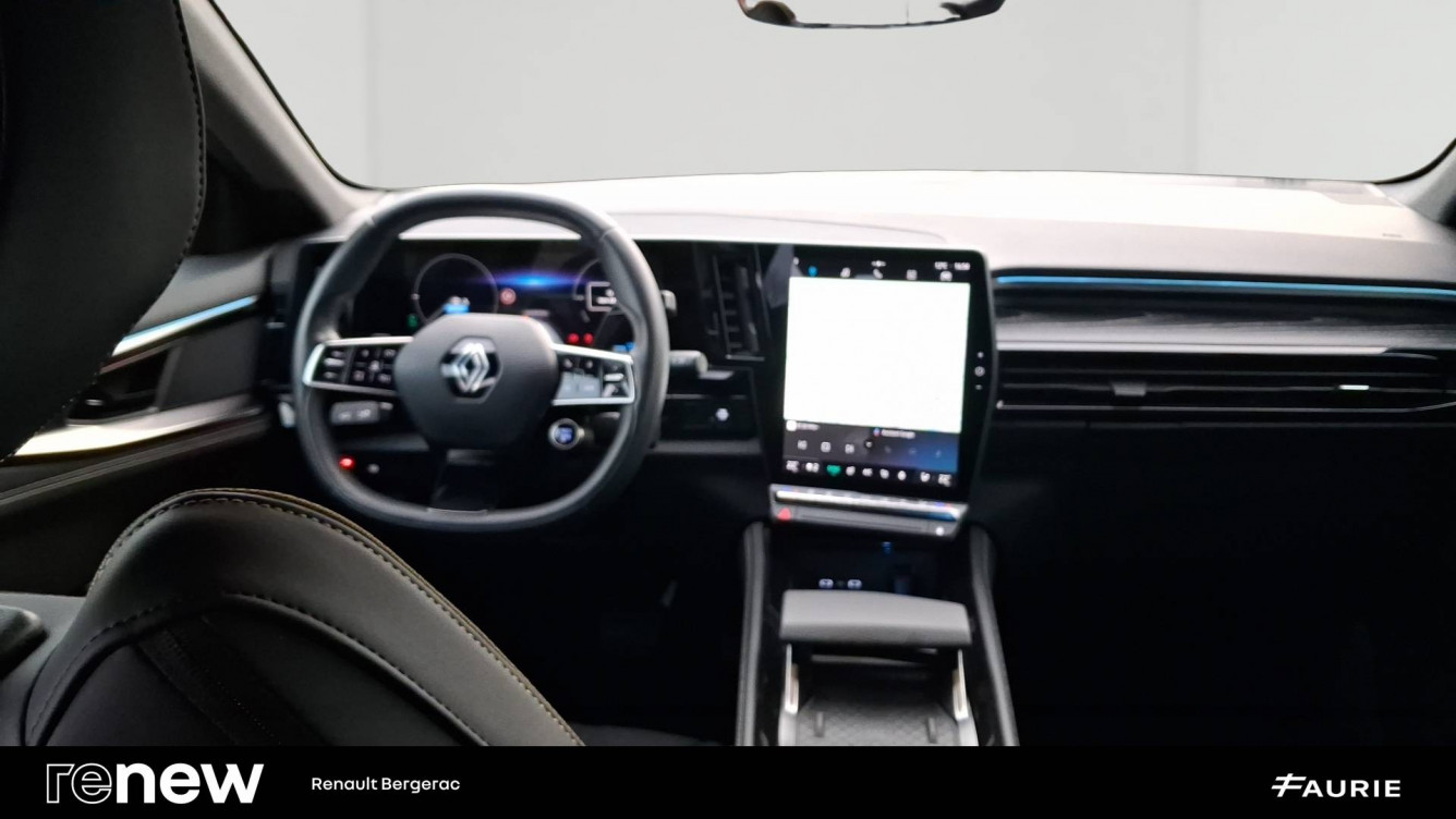 Acheter Renault Austral Austral E-Tech hybrid 200 Iconic 5p occasion dans les concessions du Groupe Faurie