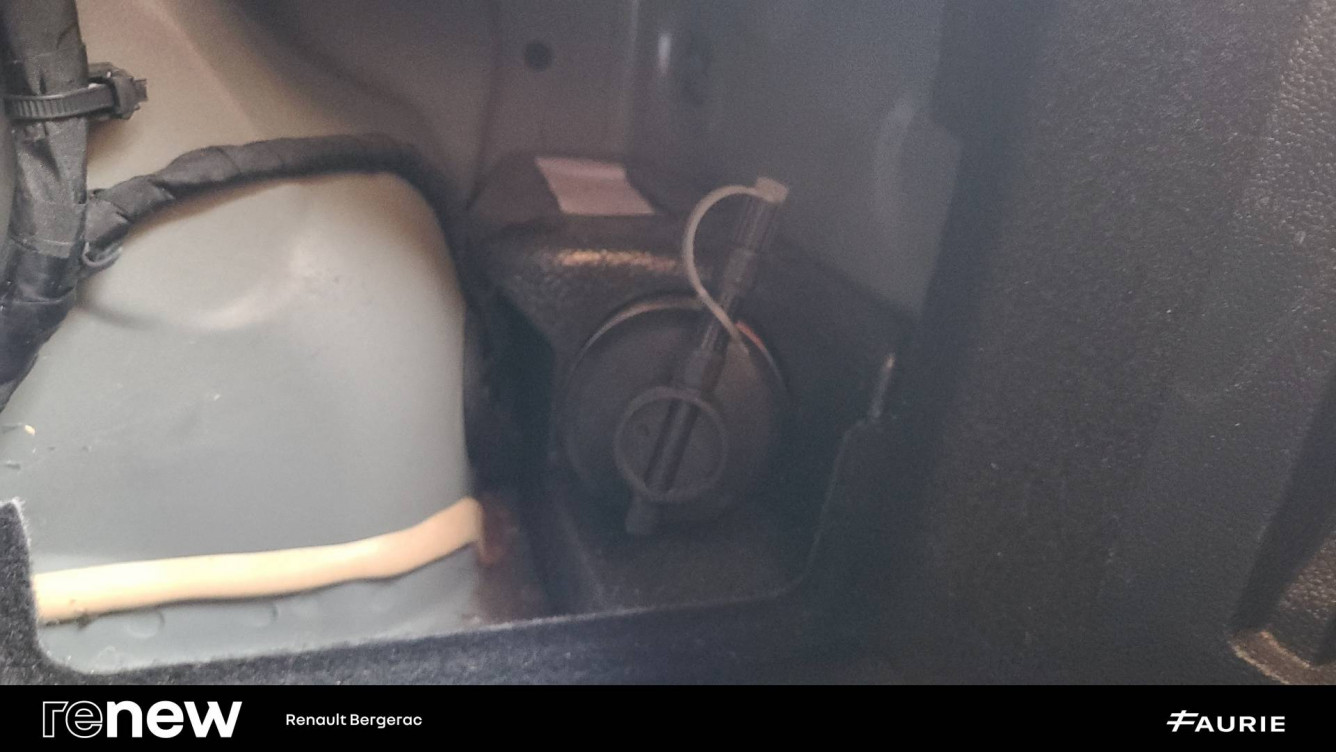 Acheter Renault Megane E-Tech Megane E-Tech EV60 220 ch super charge Techno 5p occasion dans les concessions du Groupe Faurie