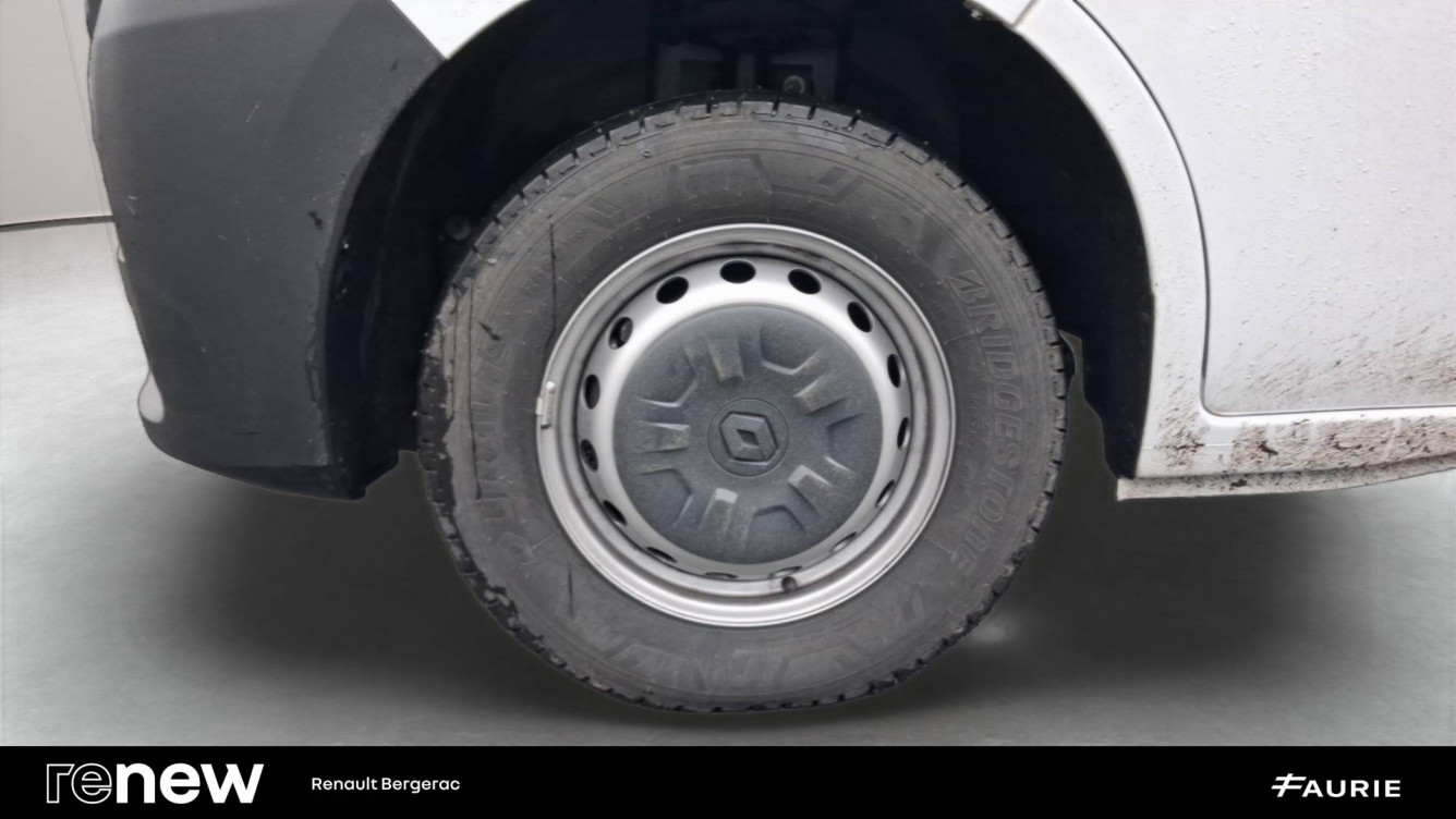 Acheter Renault Master 3 MASTER FGN TRAC F3300 L2H2 BLUE DCI 135 GRAND CONFORT 4p occasion dans les concessions du Groupe Faurie