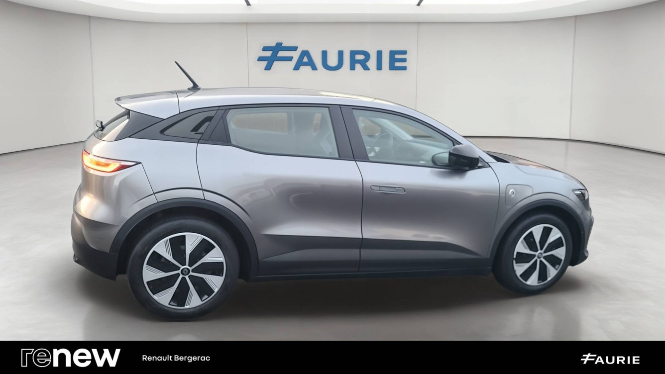 Acheter Renault Megane E-Tech Megane E-Tech EV60 130ch super charge Evolution ER 5p occasion dans les concessions du Groupe Faurie