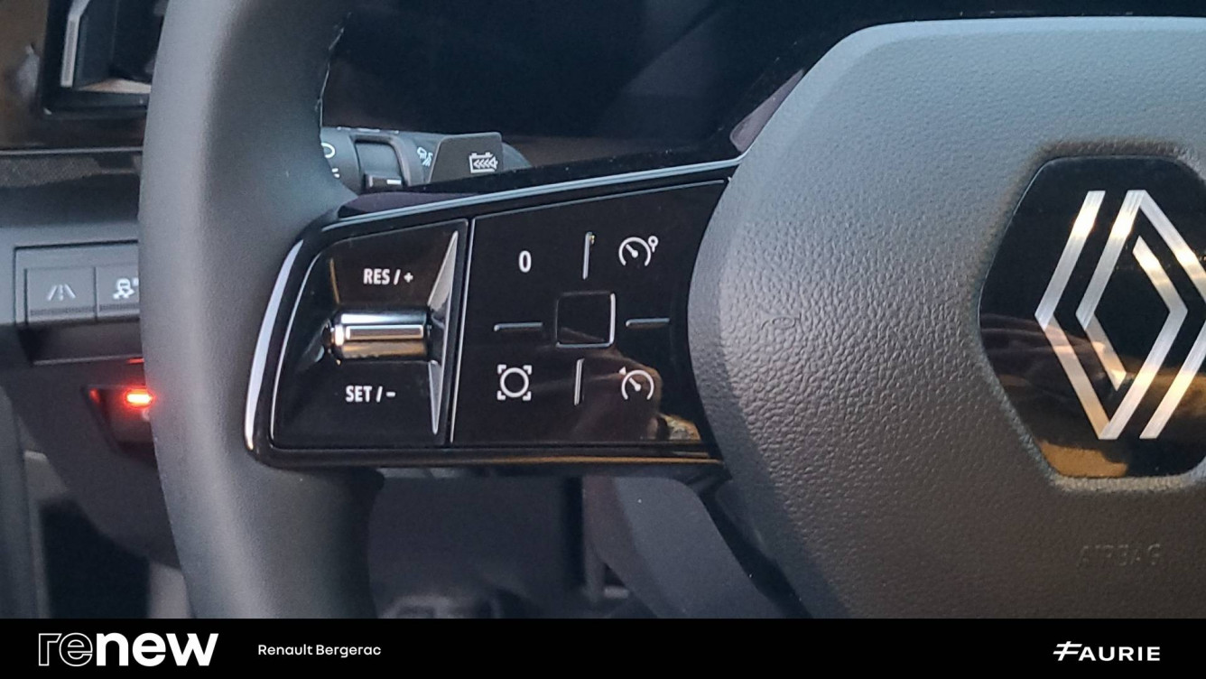 Acheter Renault Megane E-Tech Megane E-Tech EV60 130ch super charge Evolution ER 5p occasion dans les concessions du Groupe Faurie