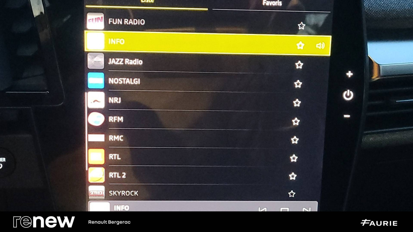 Acheter Renault Megane E-Tech Megane E-Tech EV60 130ch super charge Evolution ER 5p occasion dans les concessions du Groupe Faurie