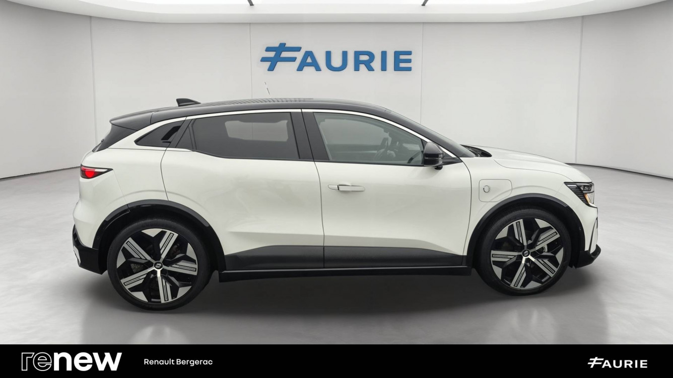 Acheter Renault Megane E-Tech Megane E-Tech EV60 220 ch super charge Iconic 5p occasion dans les concessions du Groupe Faurie