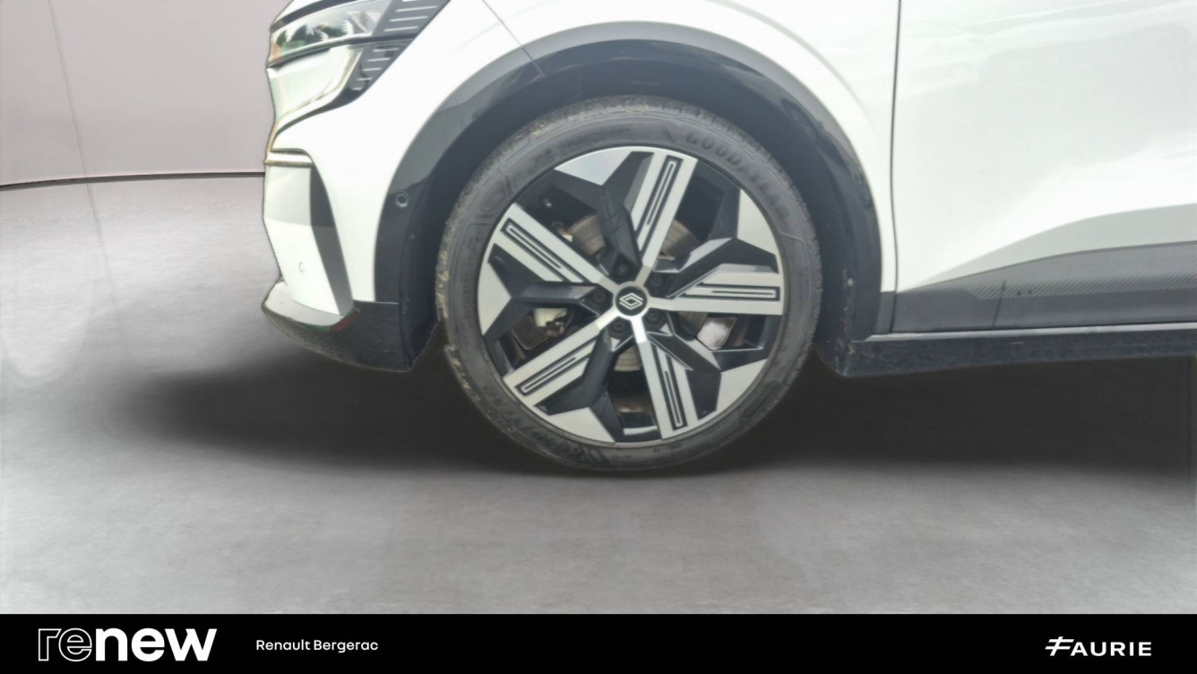 Acheter Renault Megane E-Tech Megane E-Tech EV60 220 ch super charge Iconic 5p occasion dans les concessions du Groupe Faurie