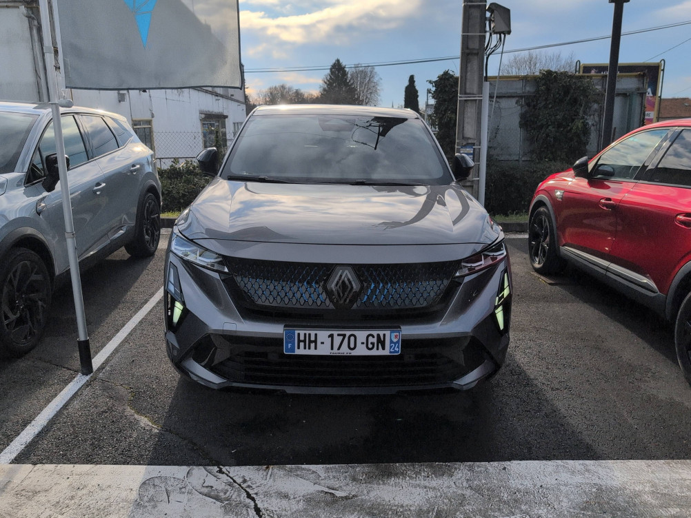 Acheter Renault Rafale Rafale hyper hybrid E-Tech 300ch 4x4 esprit Alpine 5p neuf dans les concessions du Groupe Faurie