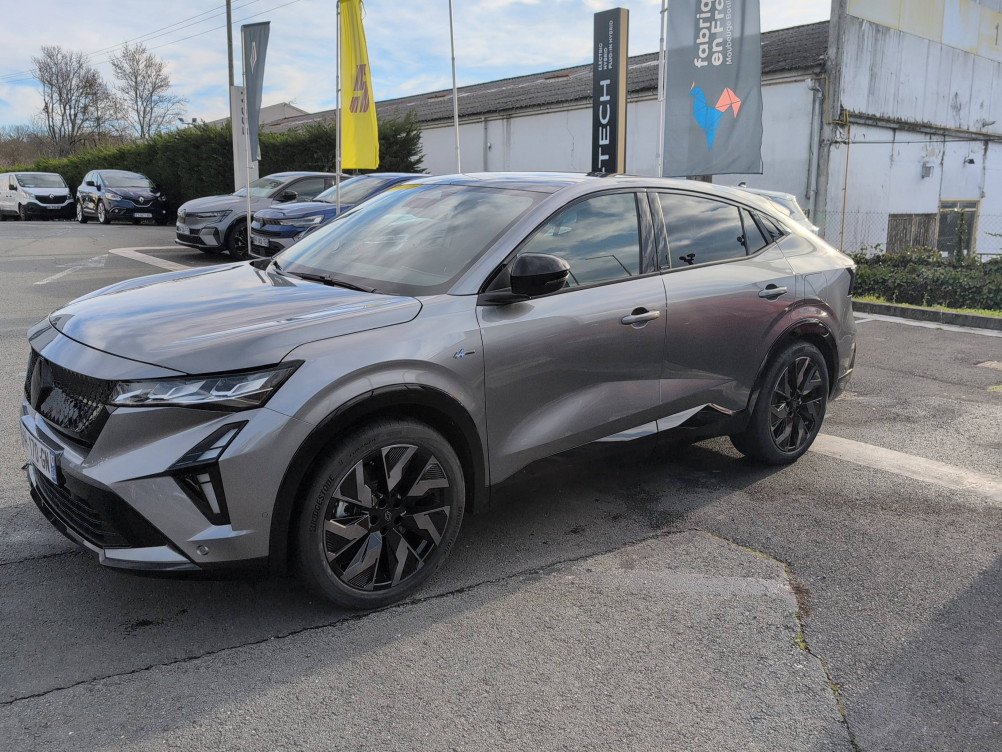 Acheter Renault Rafale Rafale hyper hybrid E-Tech 300ch 4x4 esprit Alpine 5p neuf dans les concessions du Groupe Faurie