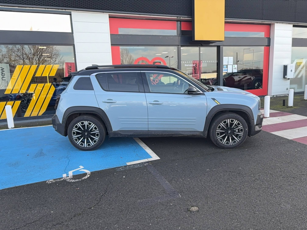 Acheter Renault Renault 4 Renault 4 E-Tech Electrique 150 ch autonomie confort Iconic 5p neuf dans les concessions du Groupe Faurie