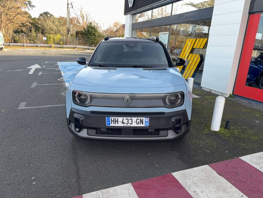 Acheter Renault Renault 4 Renault 4 E-Tech Electrique 150 ch autonomie confort Iconic 5p neuve* dans les concessions du Groupe Faurie