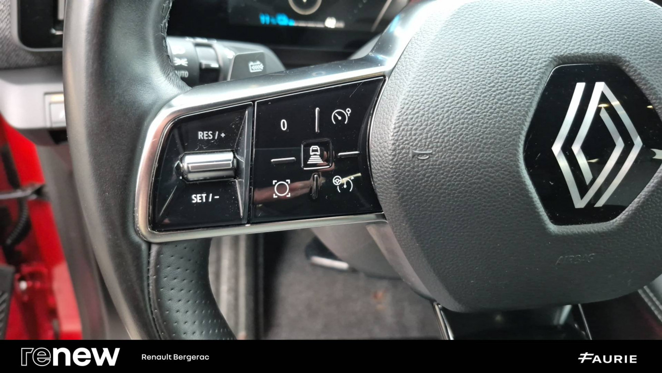 Acheter Renault Megane E-Tech Megane E-Tech EV60 220 ch optimum charge Techno 5p occasion dans les concessions du Groupe Faurie